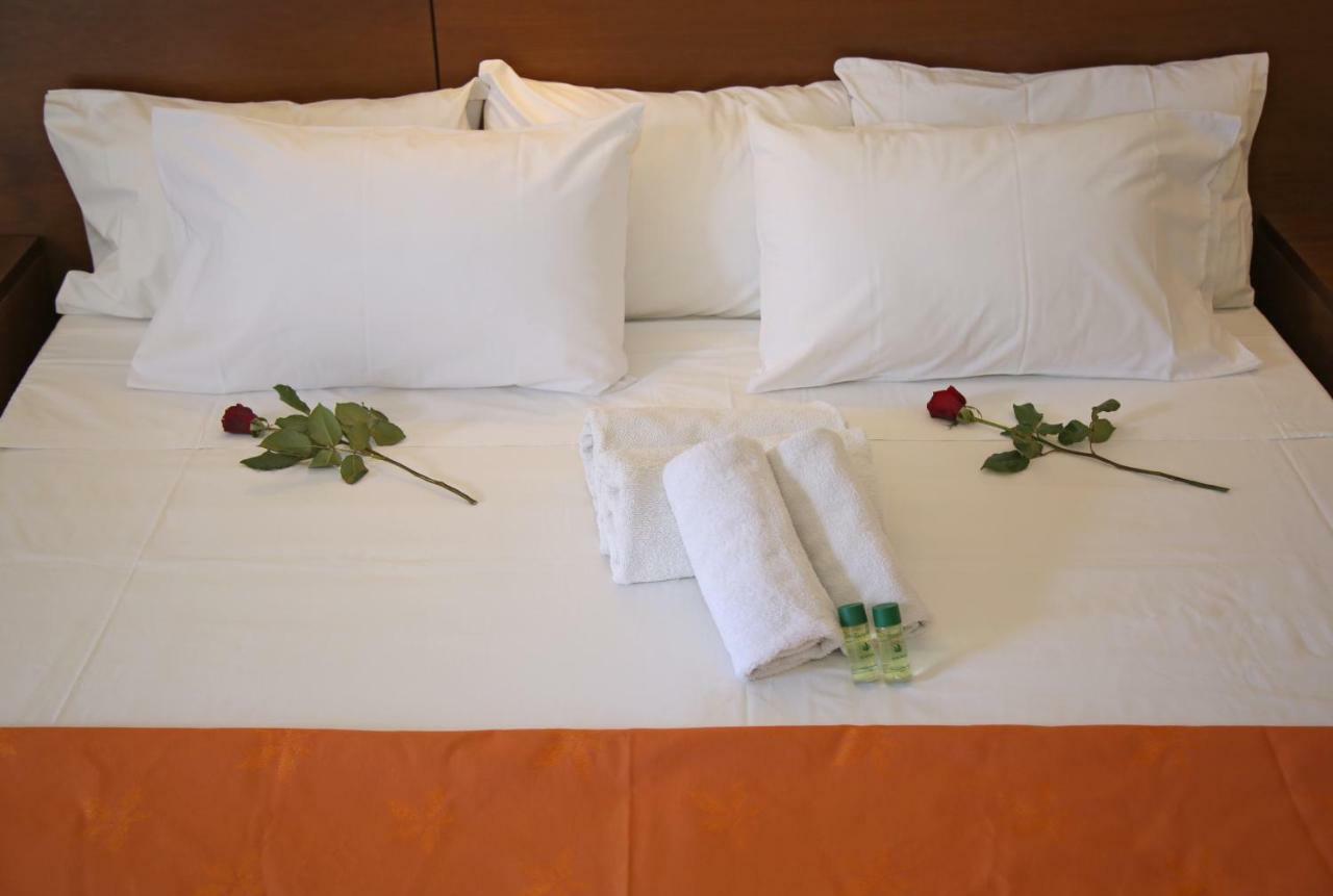Elysee Hotel Sitia  Esterno foto